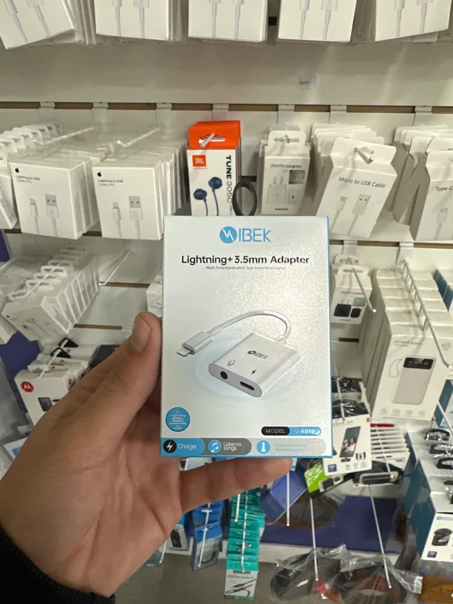 Adaptador de Lightning y 3.5mm