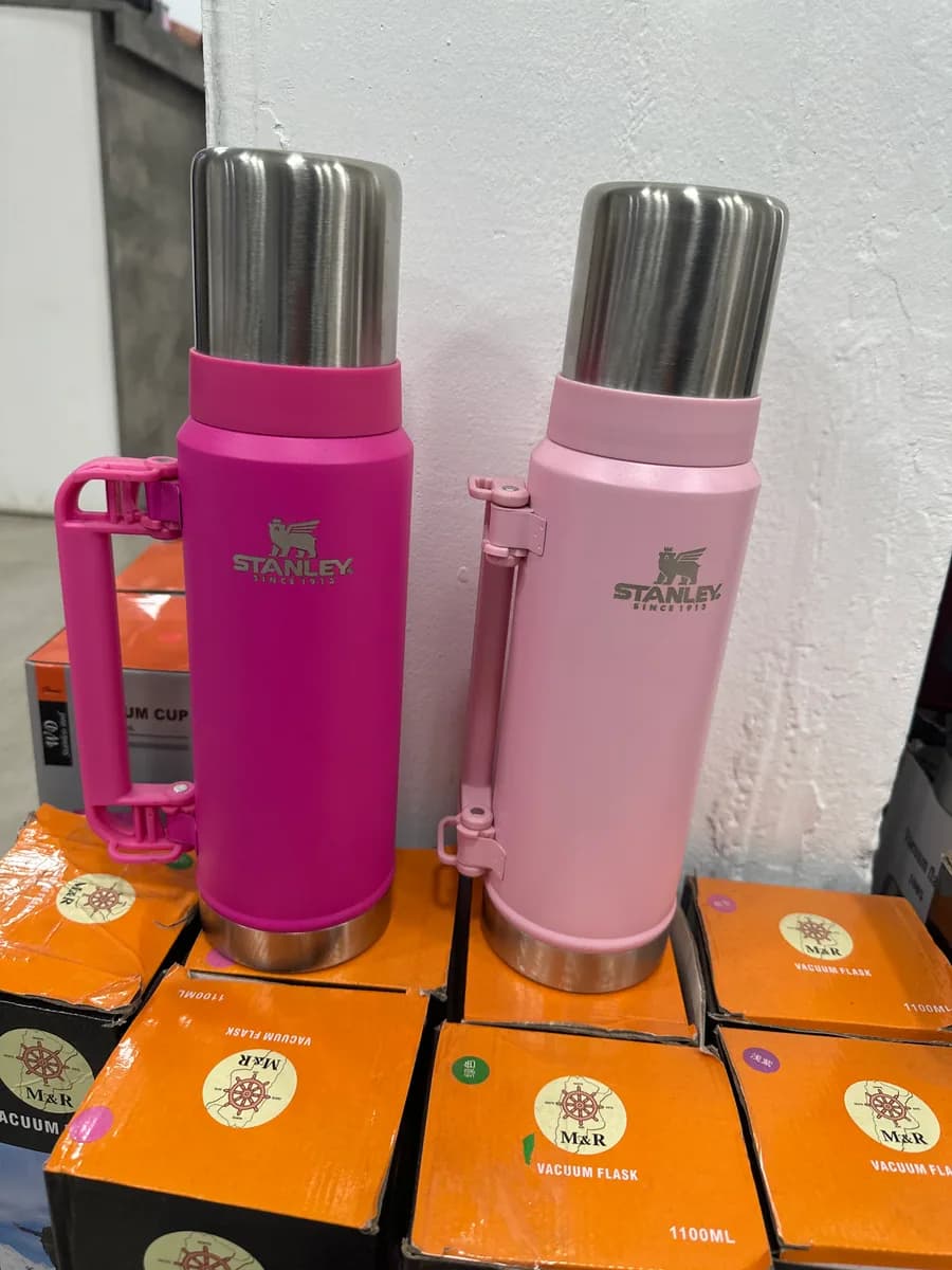 Termo liso STANLEY 1100 ml